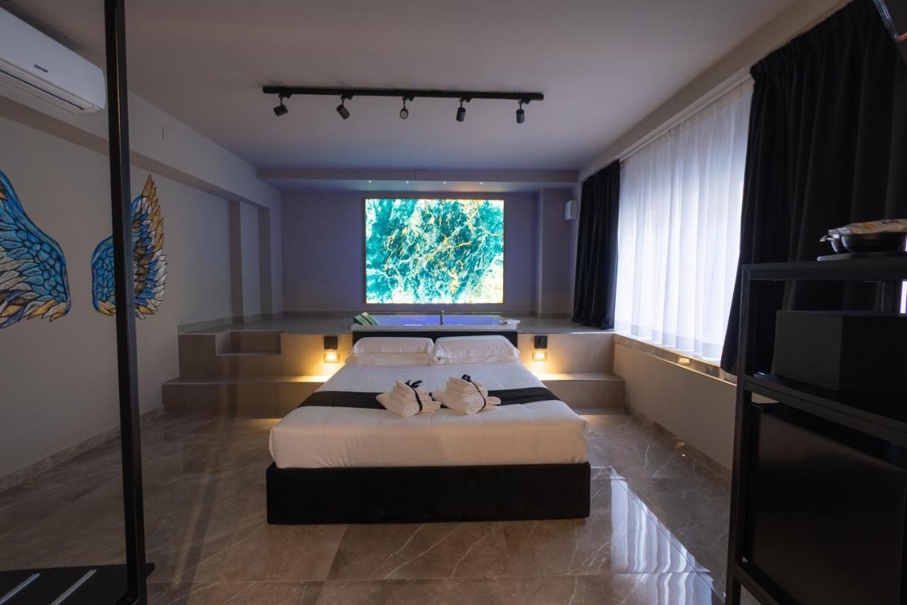 Maximum Exclusive Suite & Spa Палермо Екстер'єр фото